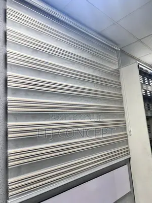 Day And Night Window Blind - Three-colored Design