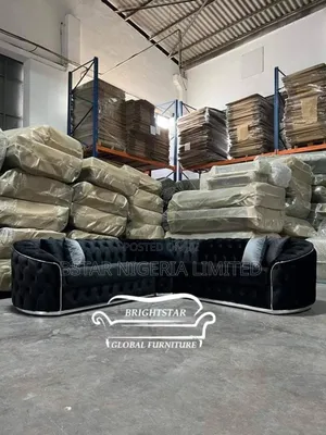 Chic Urban Sofa Chair: Compact and Stylish Seating for Modern Living