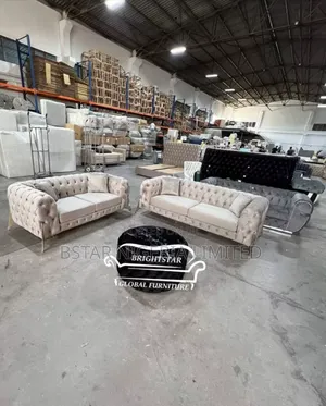 Classic Comfort Redefined: Timeless Sofa Chair With Plush Cushioning