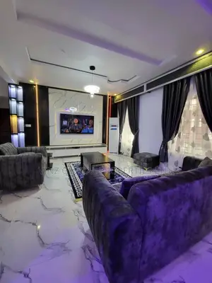 A Perfect Staycation Apartment Fully Serviced 4-Bedroom Duplex