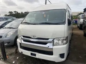 Toyota HiAce 2015 White
