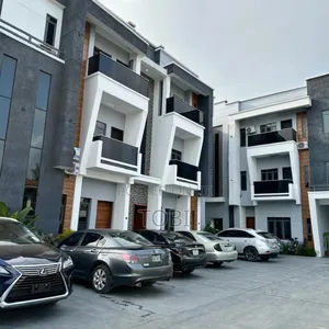 1 Bedroom Super Luxury Apartment for Short Let