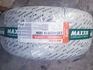235/45r18 Maxxis Tyre