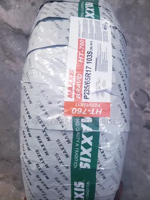 235/65r17 Maxxis Tyre