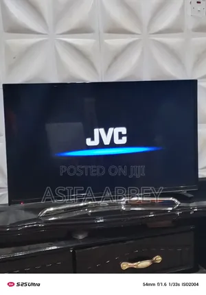 JVC 40 Inches Smart Tv
