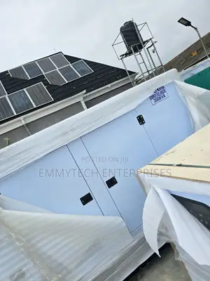 Perkins England Diesel Soundproof Gen Sp200kva 2years Wty