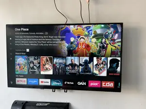 Bush 40 Inches Full Smart Tv With Free Netflix Acct Youtube Apps Mirro