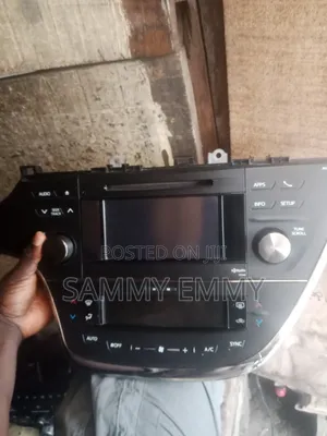 Toyota Avalon 2014 Radio and Cd Player