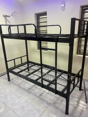 Heavy-Duty Metal Bunk Bed – Space-Saving Modern Design