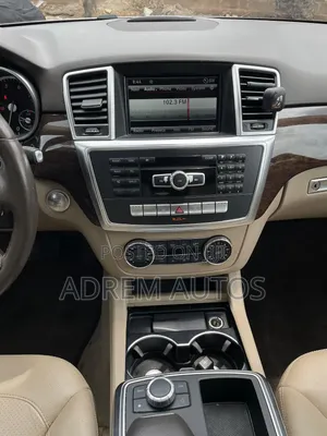 Mercedes-Benz M Class ML350 4MATIC 4dr SUV AWD (3.5L 6cyl 7A) 2014