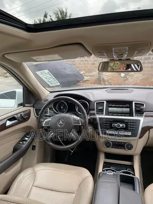Mercedes-Benz M Class ML350 4MATIC 4dr SUV AWD (3.5L 6cyl 7A) 2014