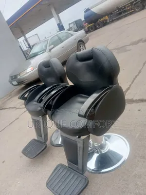 Executive Salon Rolling Recliner Barber Chair (Each)
