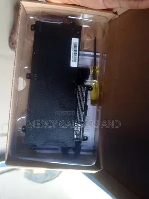 Hp Rechargeable Laptop Battery (Cio3xl)