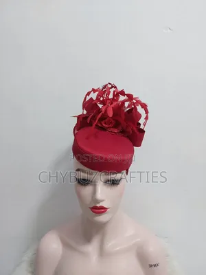 Red Pillbox Facinator