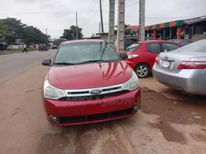Ford Focus S 2011 Red
