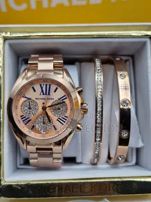 Quality Set Ladies Michael Kors Chain Watch Comes With Branded Box