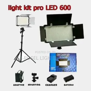 Pro Led 600 Studio Light Kit + Tripod Stand + 2 Batteries + Charger