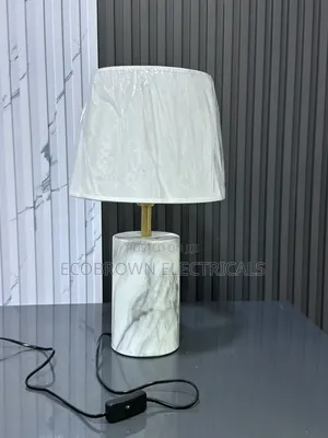Modern Standard Table Lamp for Bedside and Hotel Room
