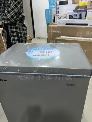 Aeon 150l Freezer With Interior Light