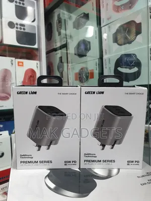 Green Lion Premium Series Foldable Wall Charger Uk Plug Pd 65w - Gray