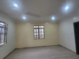 4bdrm Duplex in Dakwo District for rent