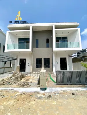 4bdrm Duplex in Lekki for sale