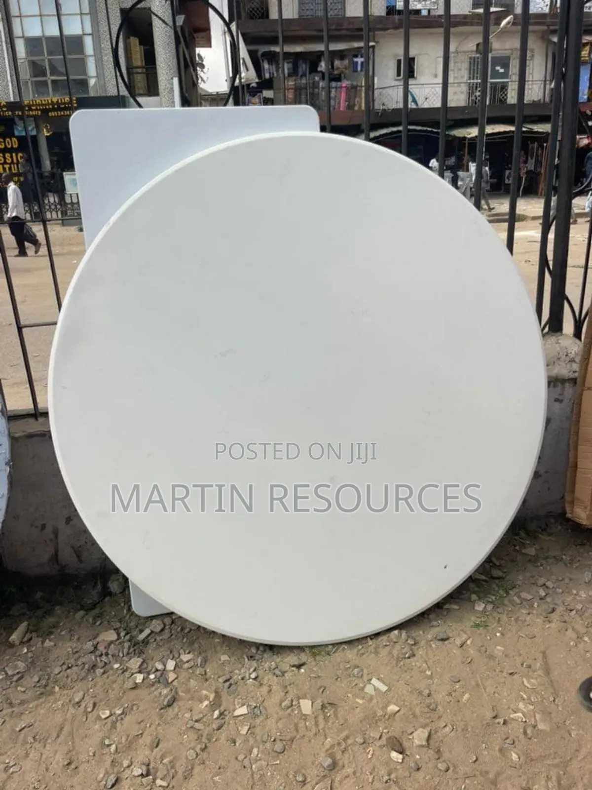 Round Foldable Table 5 Feet