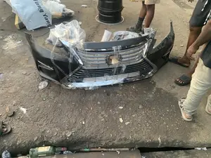 Complete Front Bumper Lexus Es350 2018 Available