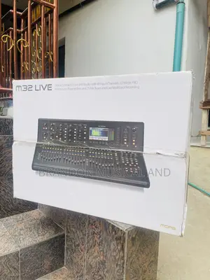Midas M32 Digital Mixer