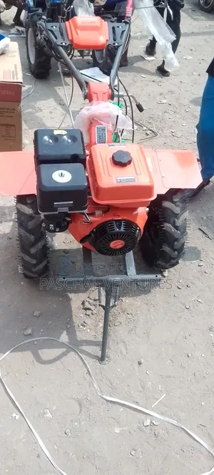 Power Tiller Machine 13 Horse Power