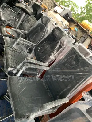 Standard Office, Barber Chair [Located in Lagos Delivers Nationwide