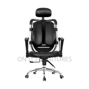 The Kidney Chair: Where Comfort Meets Curves