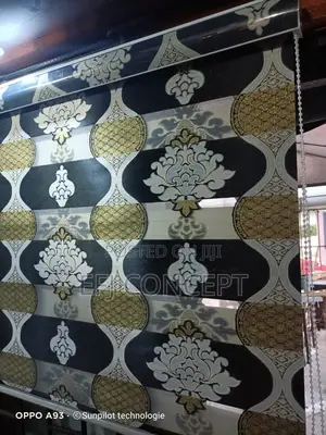 Day A Nd Night Window Blind - Brilliant Golden Black Powerful Floral