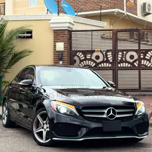 Mercedes-Benz C300 Sport 4Matic Sedan AWD (2.0L 4cyl 7A) 2017 Black