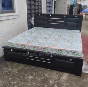 Bed Frame and Mattress 6 × 6 Ft
