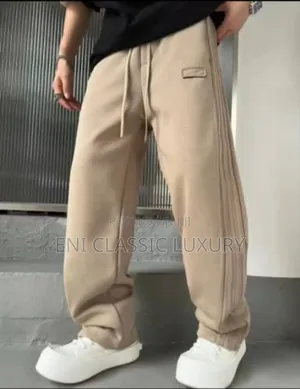 Pure Quality Luxury Cargo Jogger Pants Well Branded