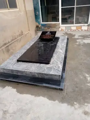 Marble Grave Fabrication 02