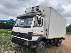 Mercedes Benz Cooling Van 2004 White