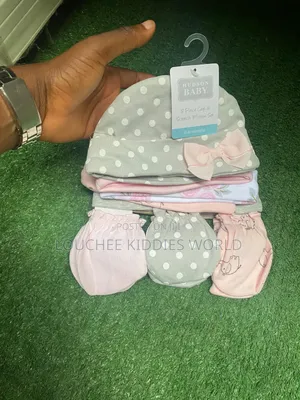 Baby Cap With Mitten