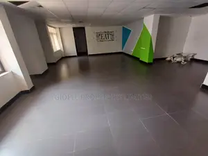Serviced 1000sqm Office Space on the Fourth Floor With Elevator