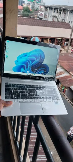 New Laptop HP EliteBook 840 G5 16GB Intel Core I5 SSD 256GB