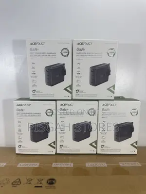Acefast 100w 4 Ports With 3 Usb-C and 1 Usb-a Ports