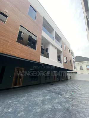 4bdrm Townhouse/Terrace in Lekki Phase 1 for sale
