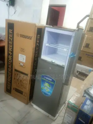 Sleek Snowsea BCD-198 Fridge – Low Power Use!