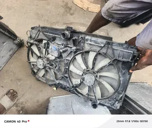 Radiator Lexus Es350 and Toyota Avalon 2014
