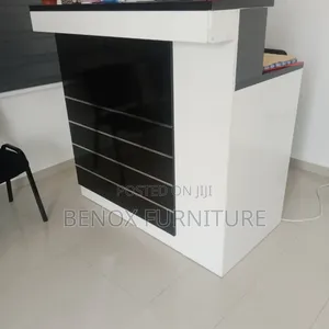 Reception Desk With Drawers