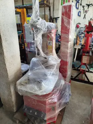Tyre Changing Machine