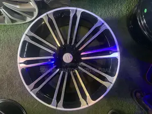 Range Rover Sport Rim Available 22”