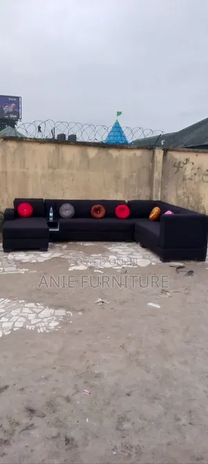 Beautiful New Design U Shaped Chair