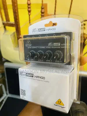 4 Channels Behringer Microphone Amp